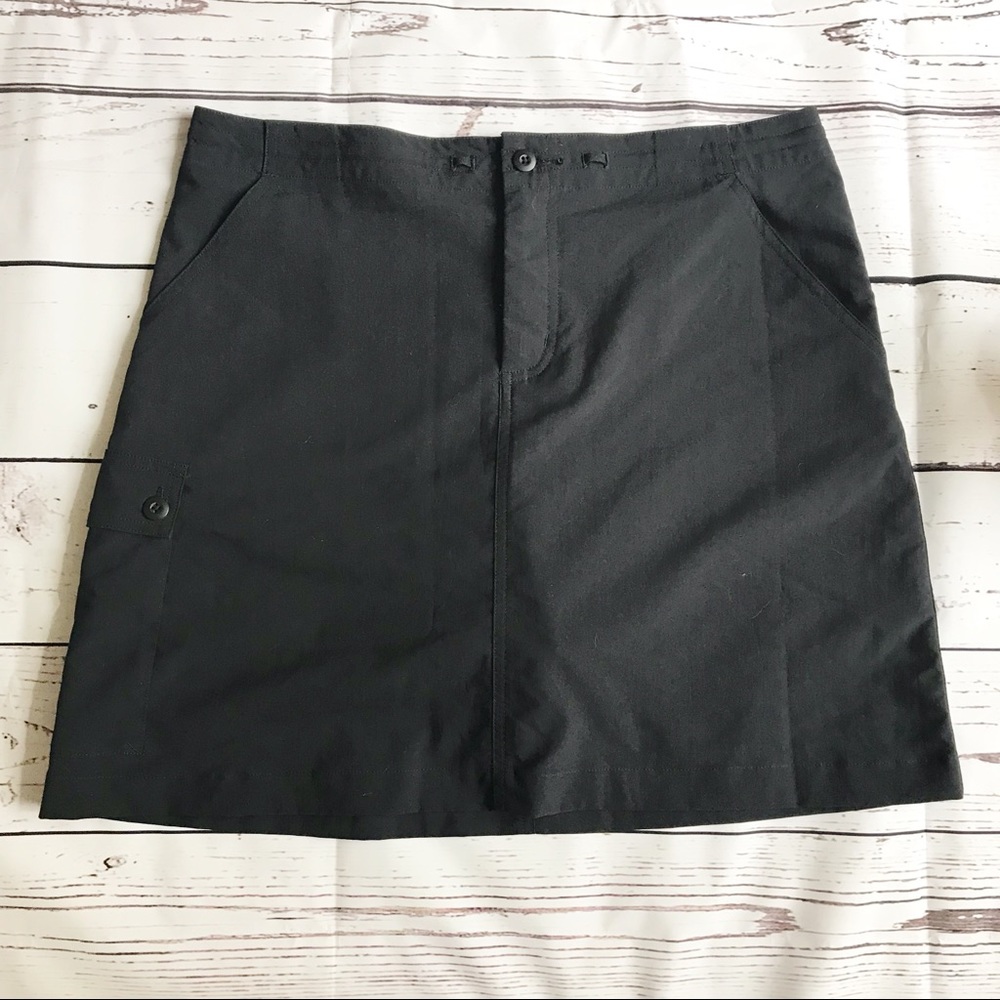 Patagonia Black Athletic Cargo Skirt